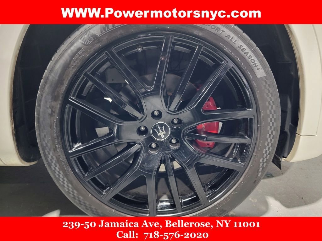 Used 2022 Maserati Levante GT image 13