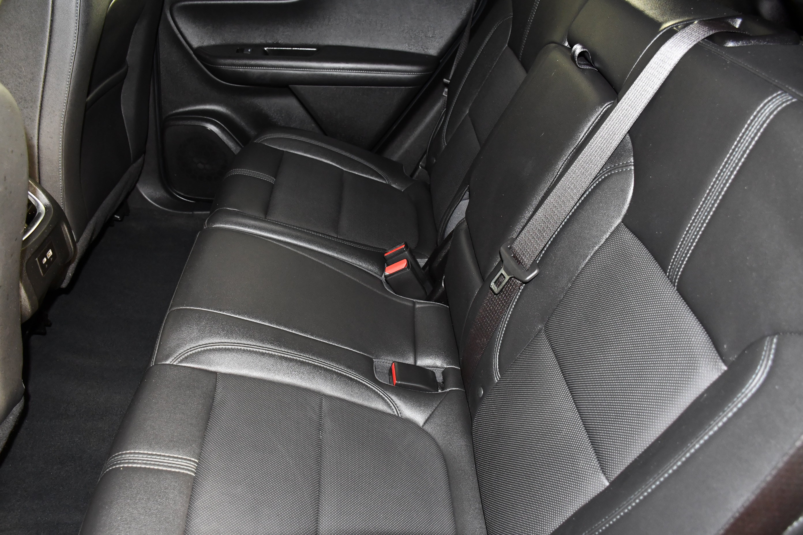 Used 2021 Chevrolet Blazer LT AWD/4WD image 45