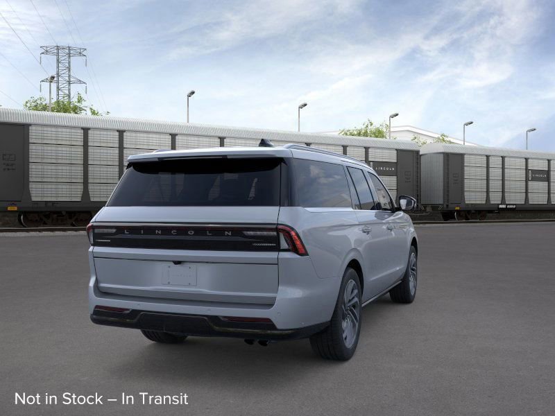 New 2026 Lincoln Navigator L Reserve image 8