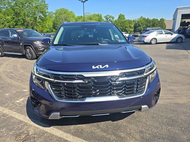 Certified 2024 Kia Seltos EX AWD/4WD image 2