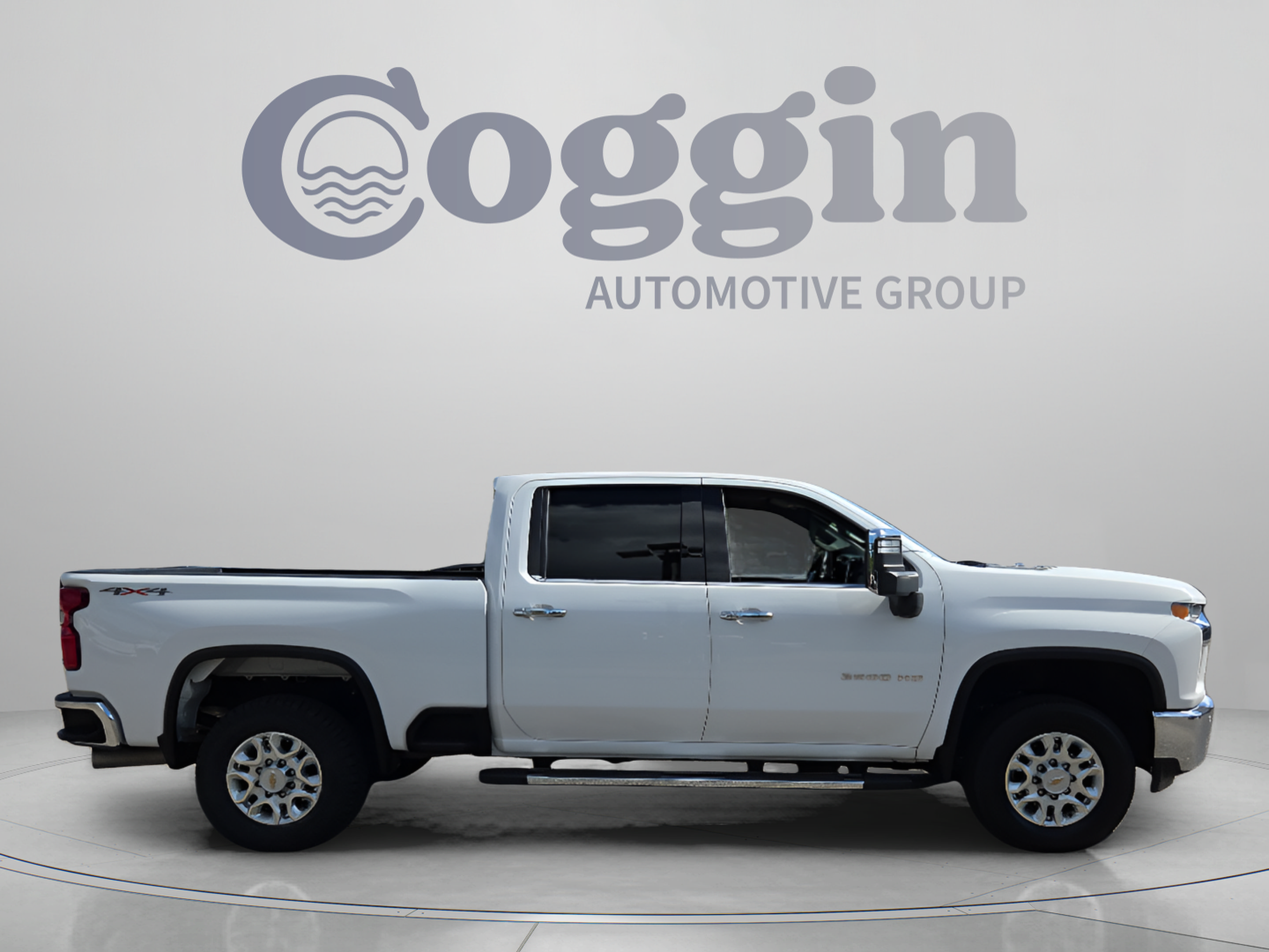 Certified 2022 Chevrolet Silverado 2500 LTZ w/ Safety Package AWD/4WD image 6
