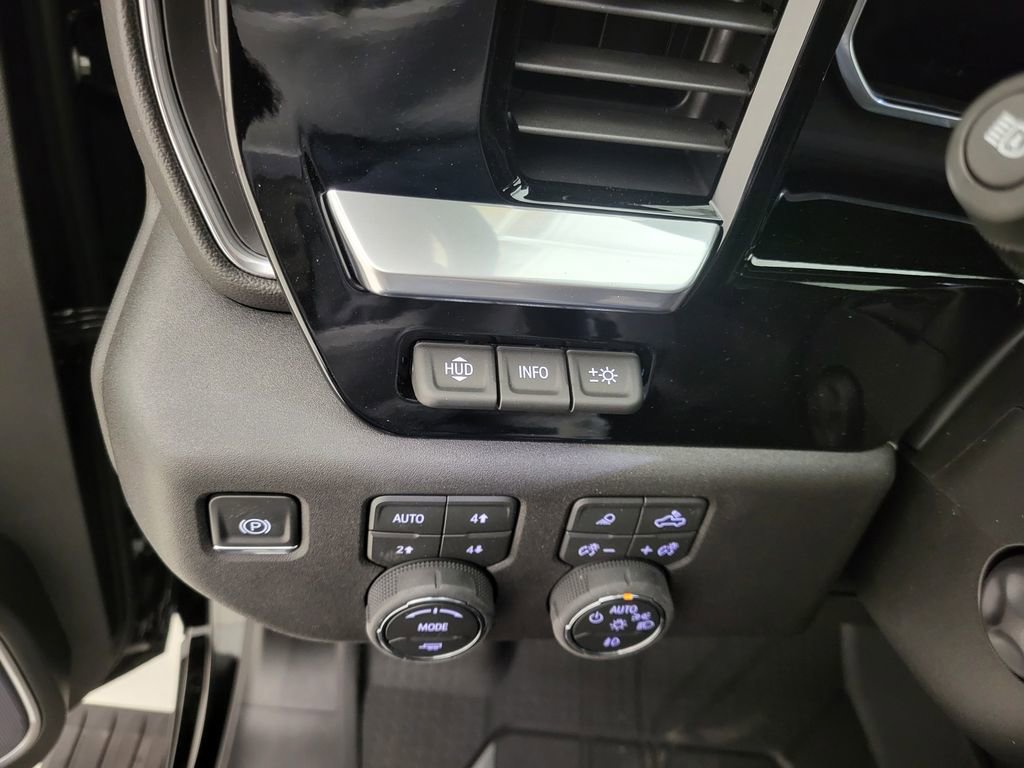 New 2026 Chevrolet Silverado 1500 High Country image 5