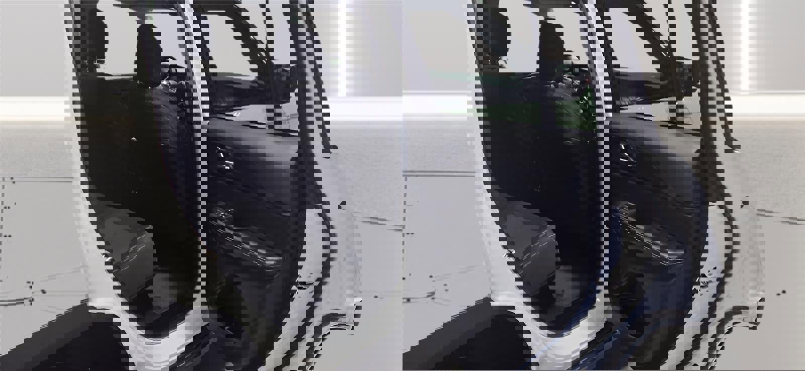 Used 2023 Jeep Grand Cherokee Laredo image 23