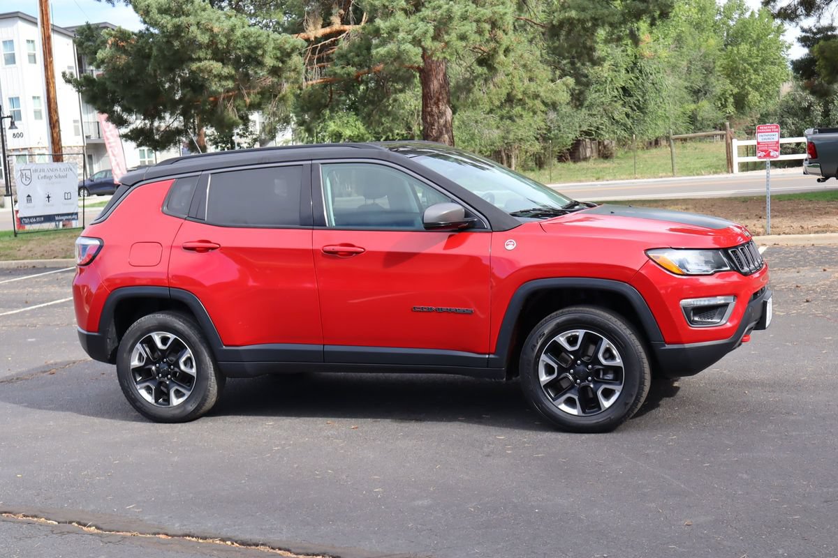 Used 2018 Jeep Compass Trailhawk AWD/4WD image 2