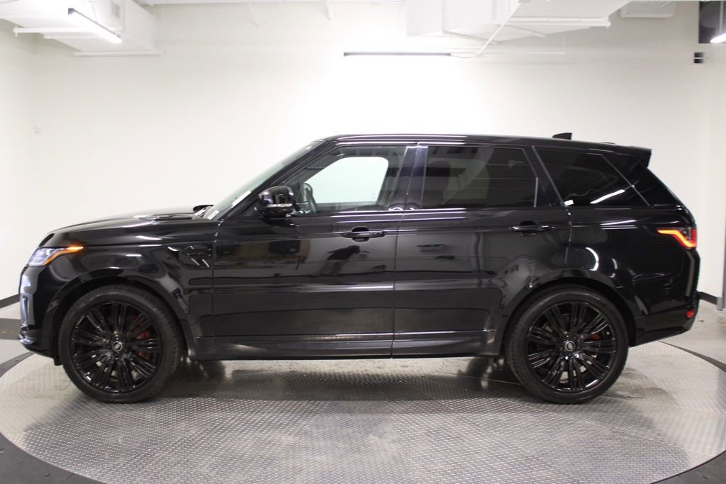 Used 2022 Land Rover Range Rover Sport HSE Dynamic image 2