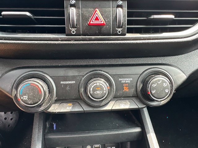 Used 2021 Kia Forte LXS FWD image 11