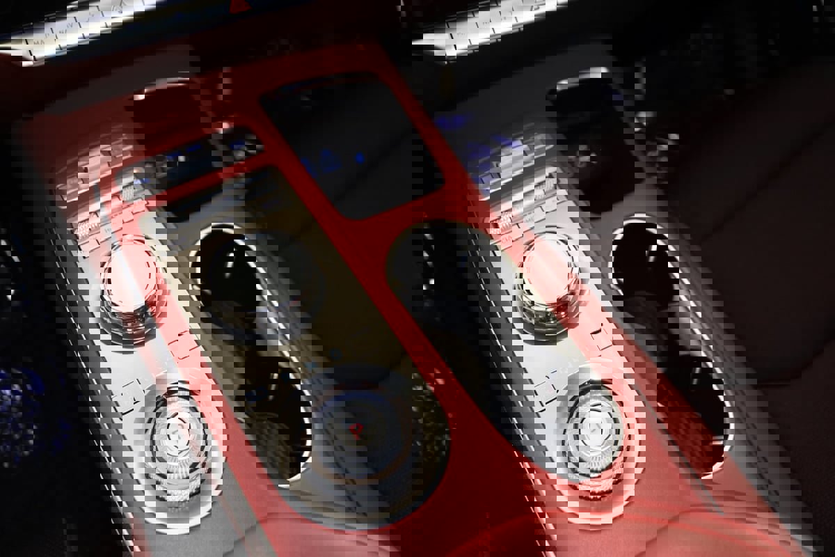 Used 2023 Genesis GV70 2.5T w/ Sport Prestige Package image 33