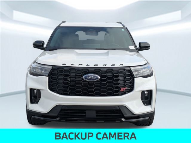Used 2025 Ford Explorer ST image 10