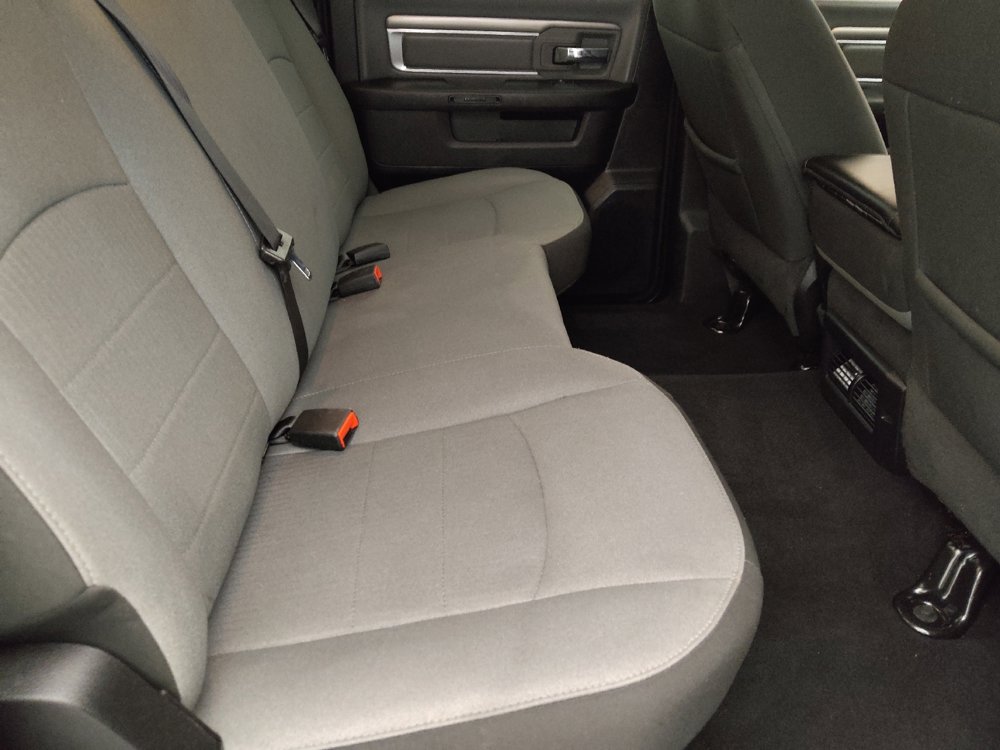 Used 2022 RAM 1500 Classic SLT image 19