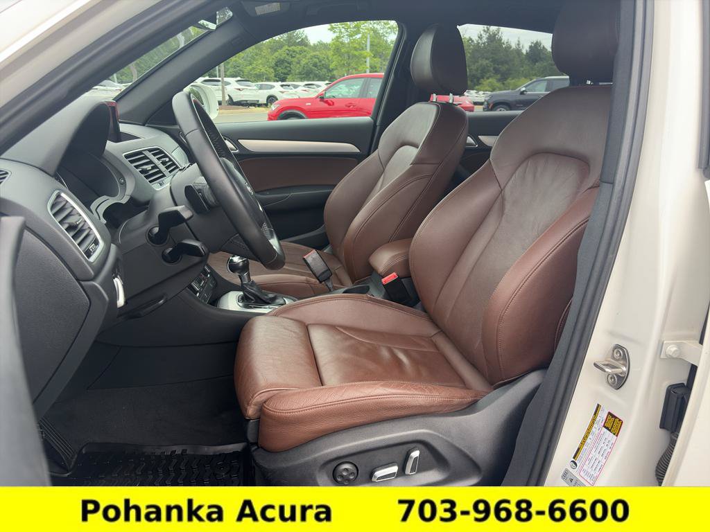 Used 2018 Audi Q3 2.0T Premium Plus w/ Premium Plus Package AWD/4WD image 21