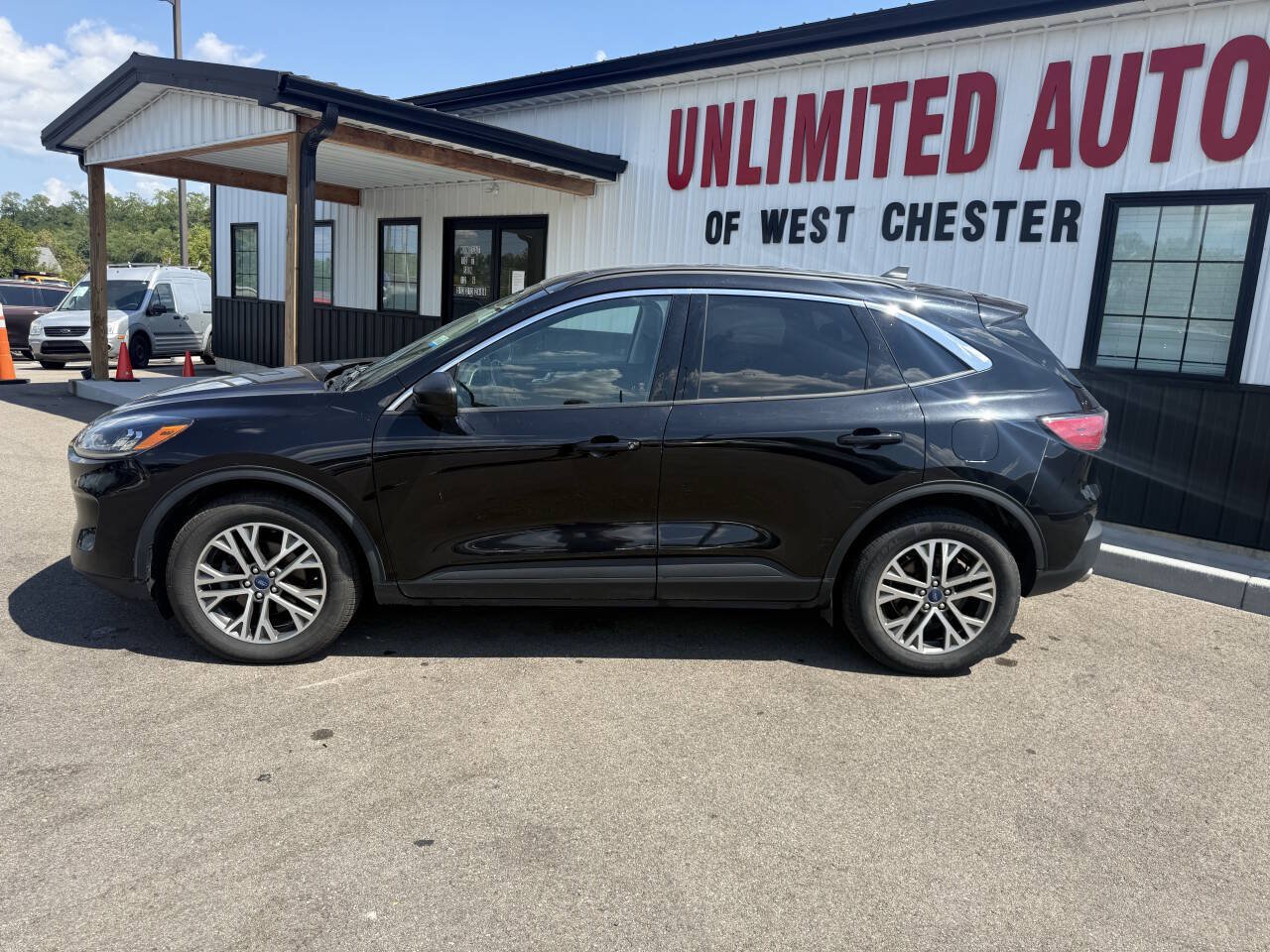 Used 2022 Ford Escape SEL w/ Technology Package AWD/4WD image 16