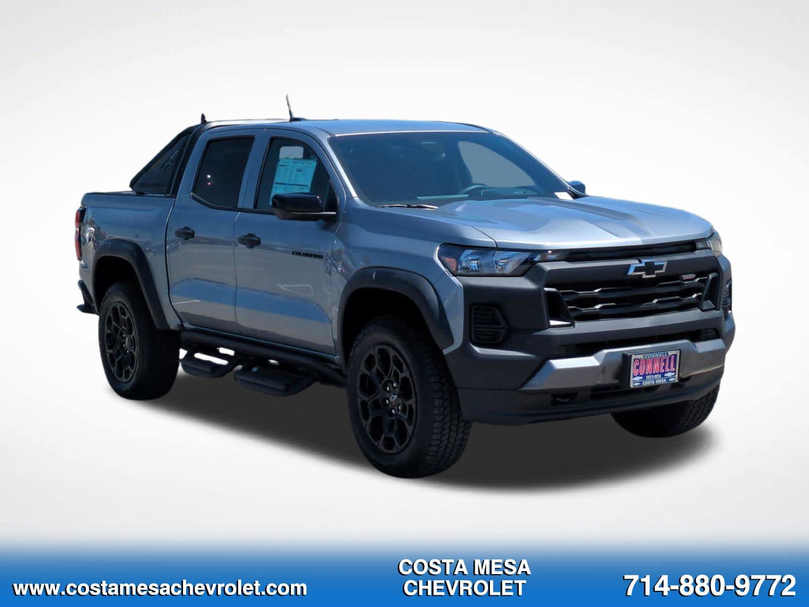New 2026 Chevrolet Colorado Trail Boss w/ Midnight Edition AWD/4WD image 3