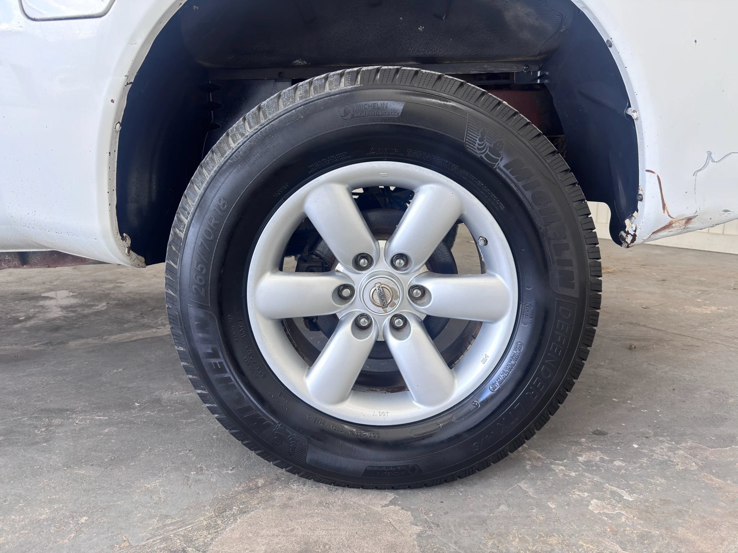 Used 2006 Nissan Titan SE AWD/4WD image 14