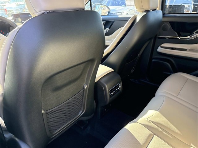 New 2026 Lincoln Corsair Premiere image 17