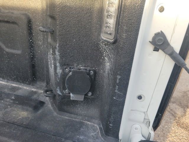 Used 2025 GMC Sierra 2500 Denali Ultimate image 31