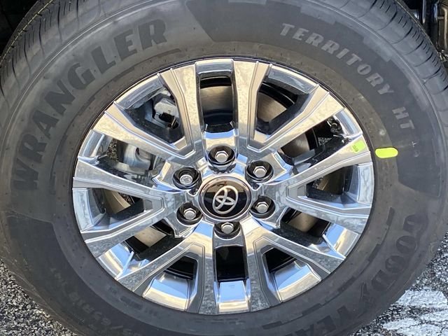 New 2026 Toyota Tacoma Limited AWD/4WD image 3