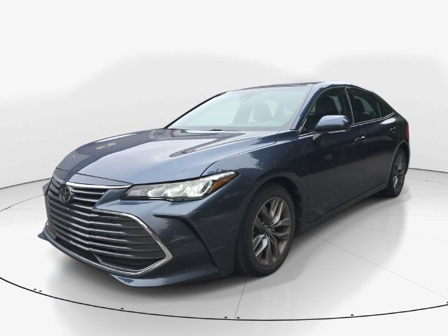 Used 2019 Toyota Avalon XLE w/ Moonroof Package FWD image 10