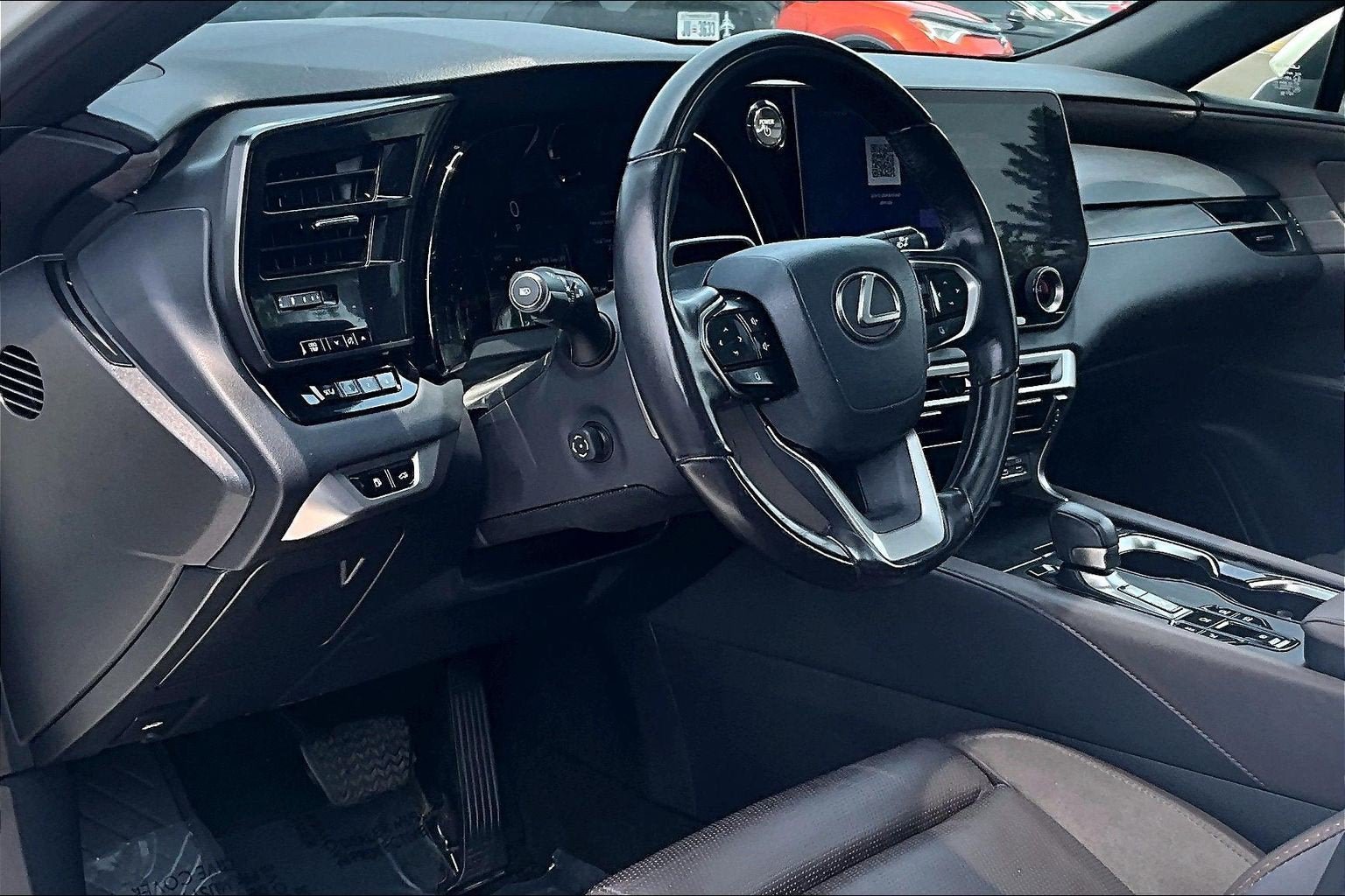 Used 2025 Lexus RX 450h AWD w/ Convenience Package image 13
