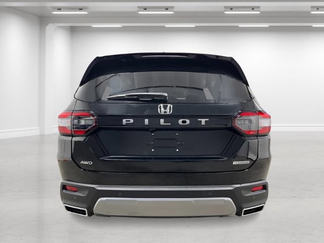 New 2026 Honda Pilot Touring image 4