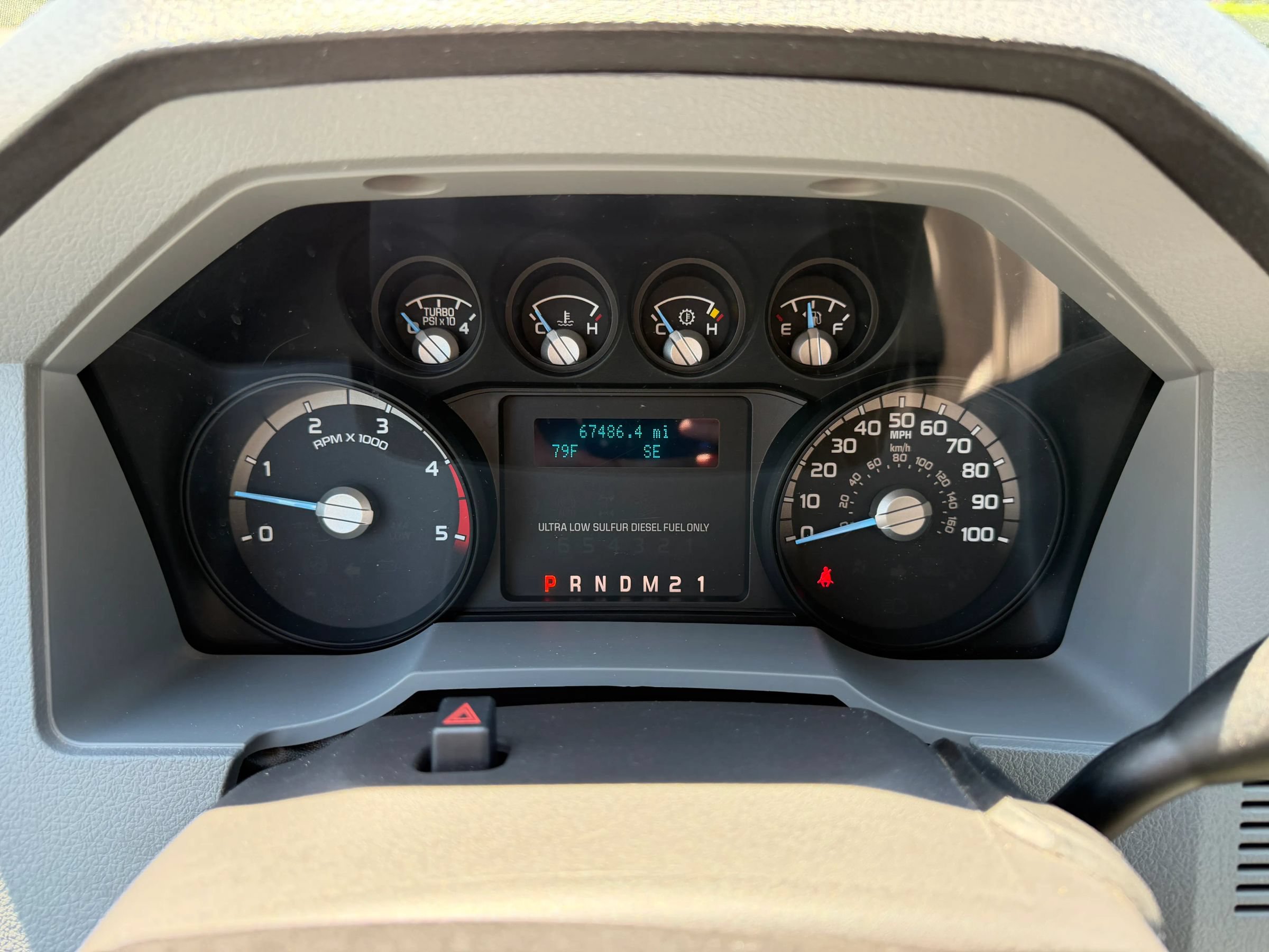 Used 2014 Ford F450 XLT w/ XLT Interior Package AWD/4WD image 22