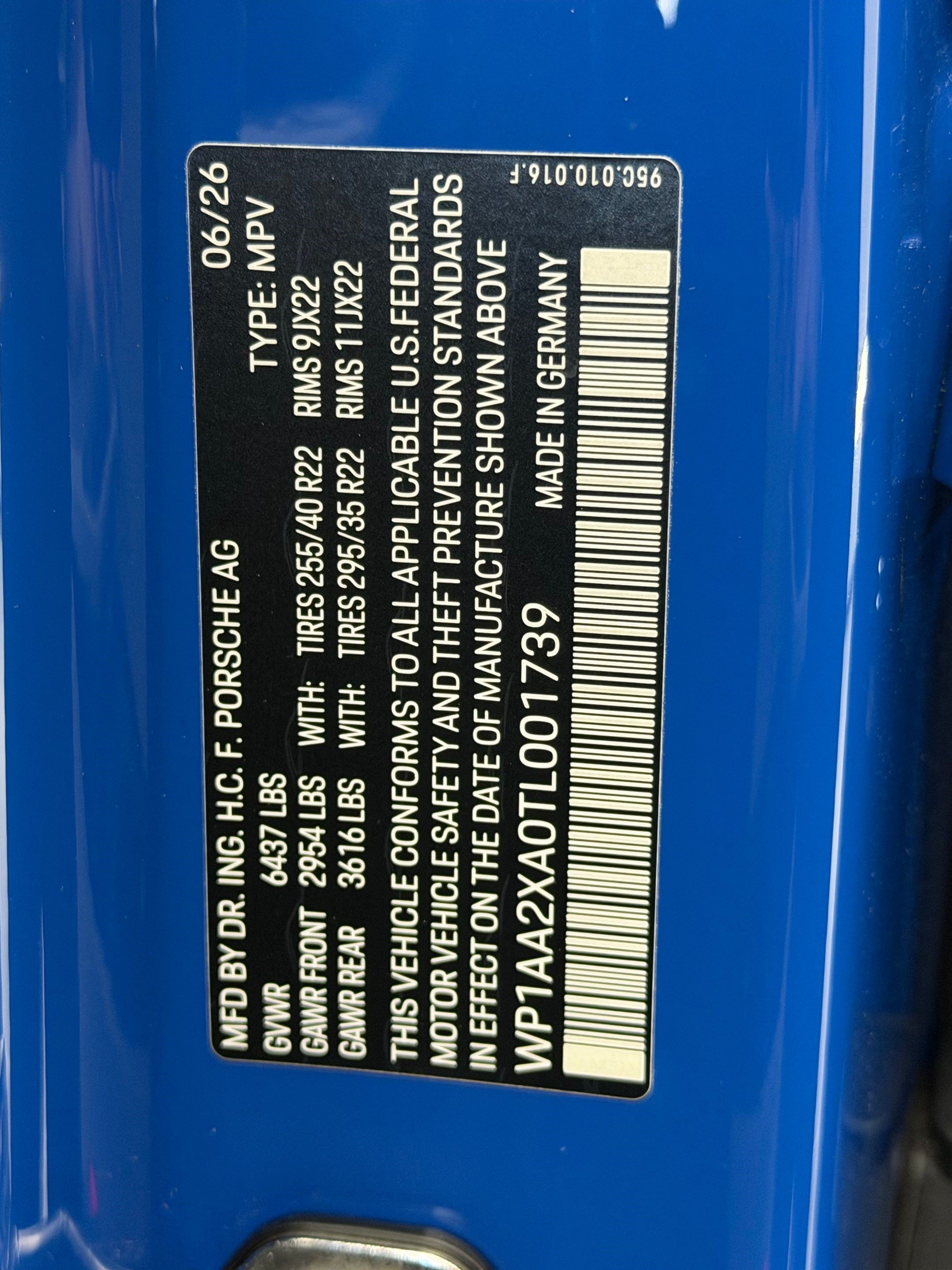 New 2026 Porsche Macan 4 Electric AWD/4WD image 25