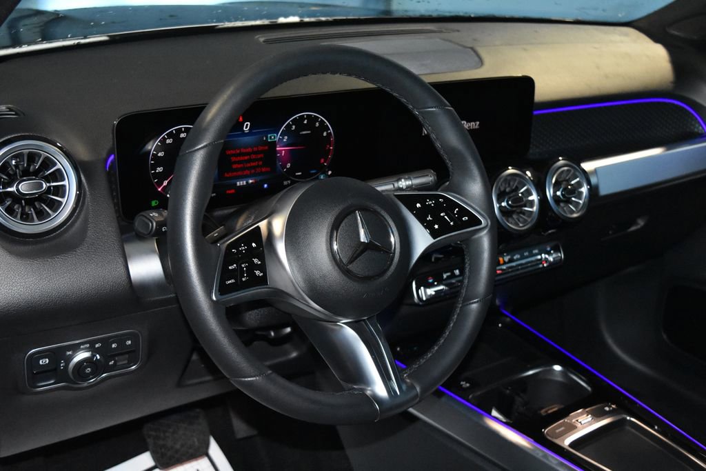 Certified 2025 Mercedes-Benz GLB 250 GLB 250 image 2