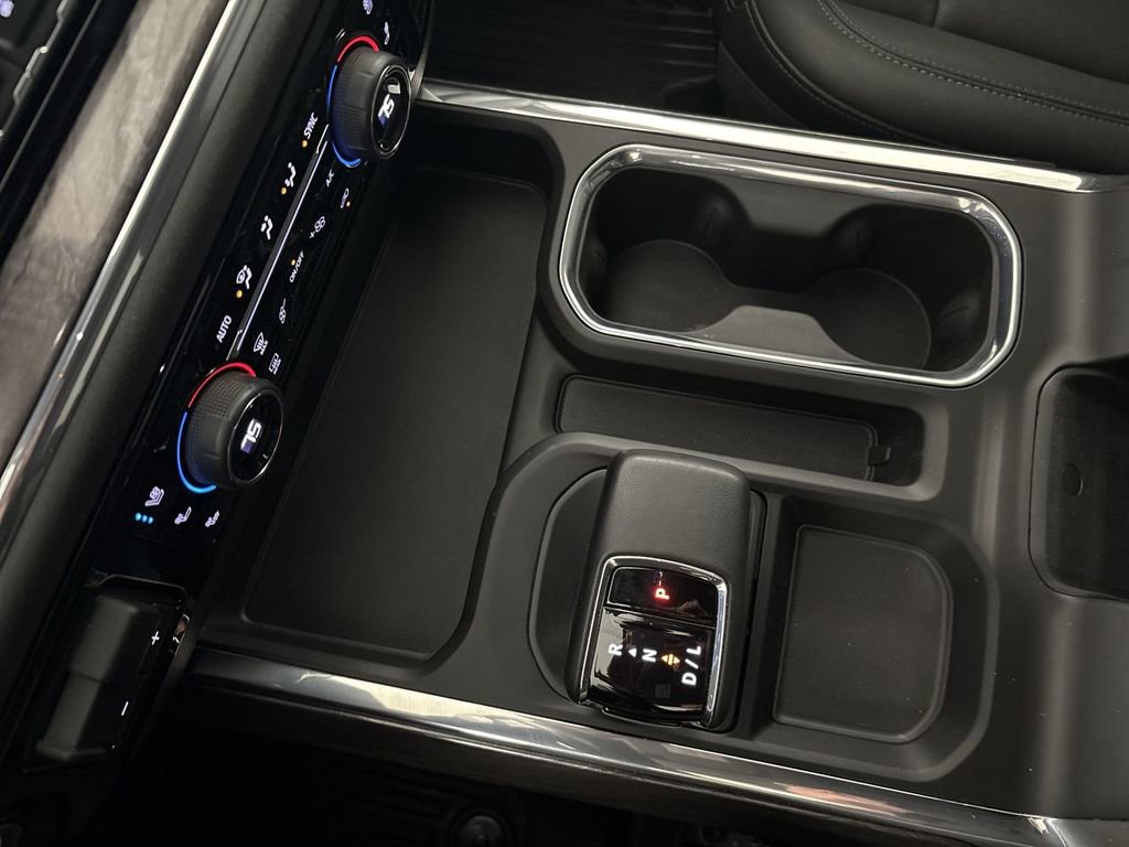 Used 2024 Chevrolet Silverado 1500 LTZ image 69