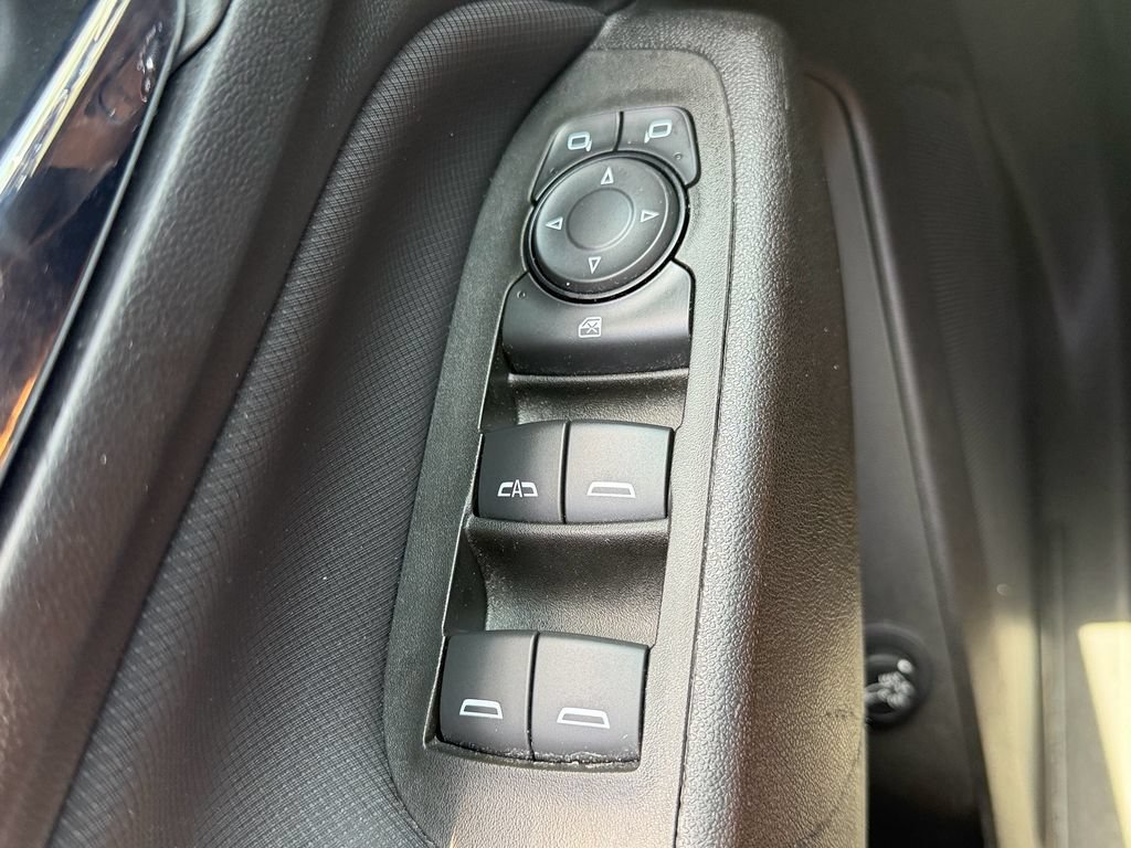Certified 2024 Chevrolet Equinox RS FWD image 17