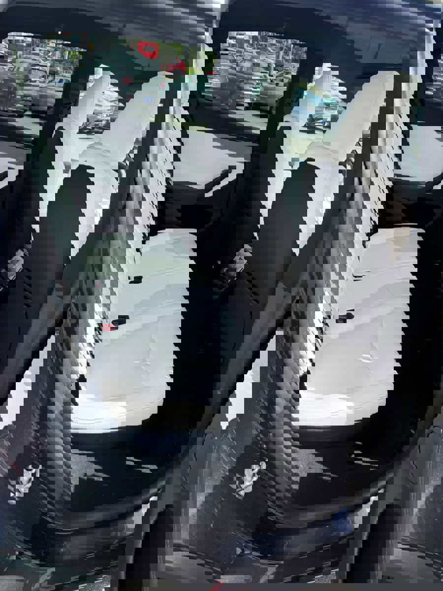 Used 2026 Tesla Model Y image 17