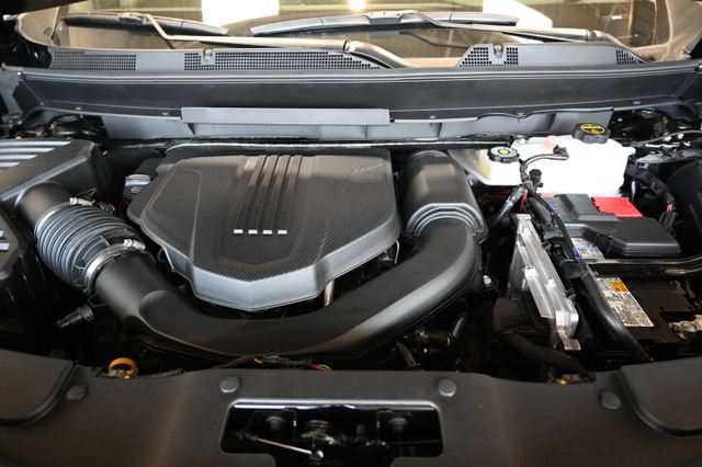 New 2026 GMC Acadia Denali Ultimate w/ LPO, Floor Liner Package AWD/4WD image 32