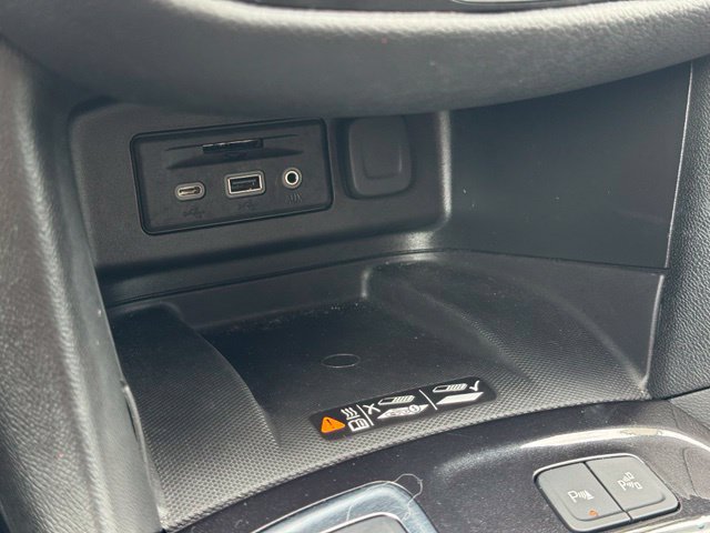 Certified 2023 Chevrolet Equinox Premier AWD/4WD image 20