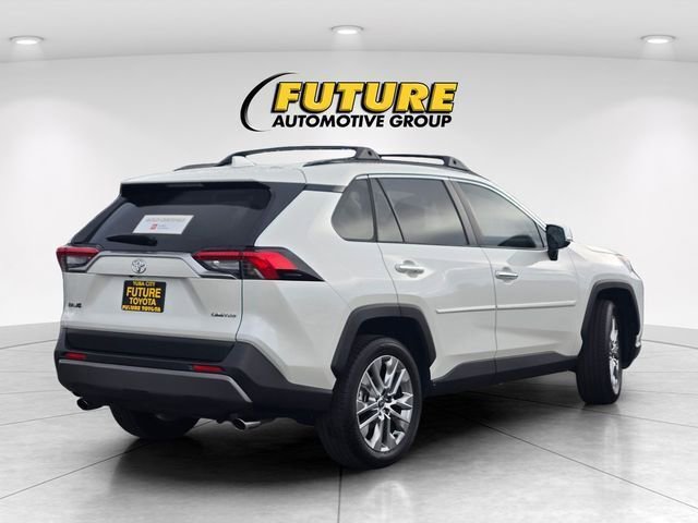 Certified 2020 Toyota RAV4 Limited image 5