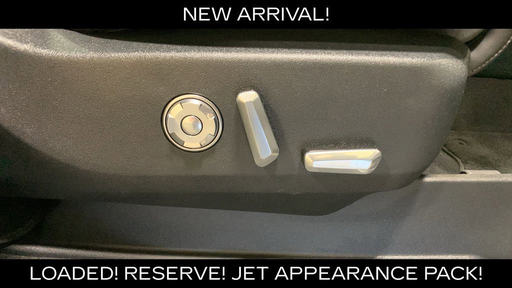 Used 2025 Lincoln Navigator Reserve w/ Jet Appearance Package AWD/4WD image 13