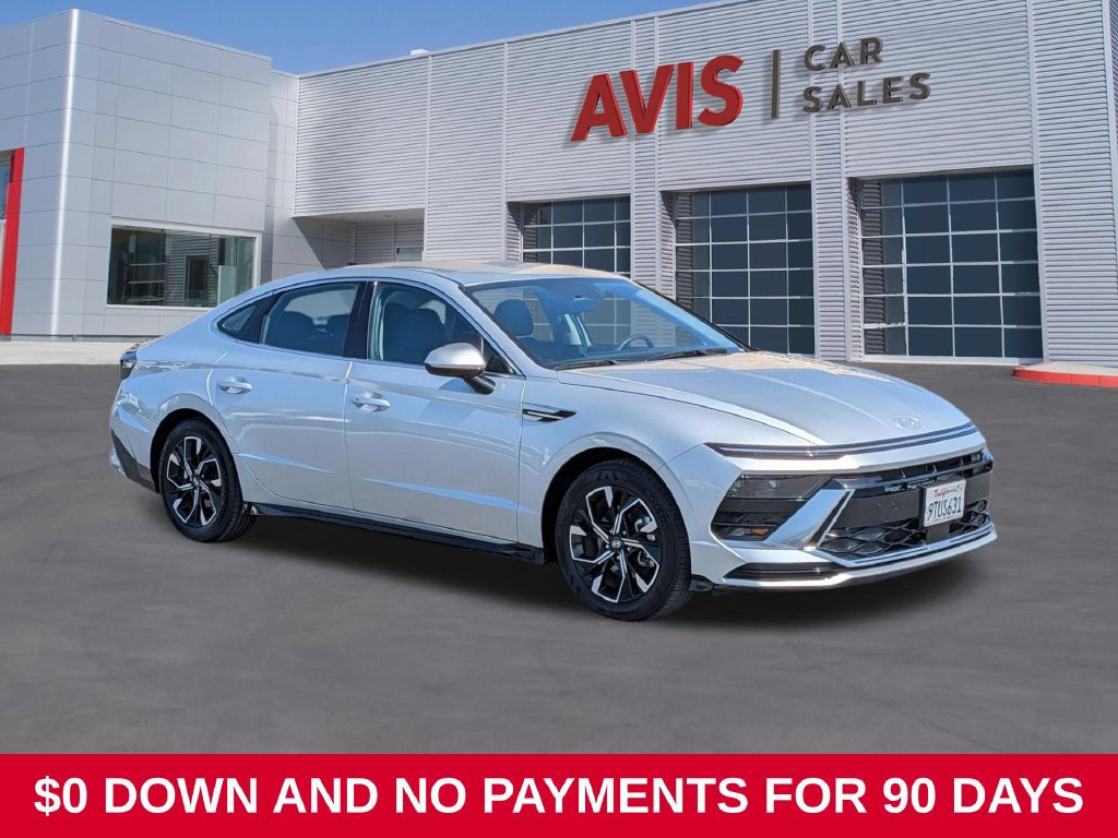 Used 2025 Hyundai Sonata SEL FWD image 3