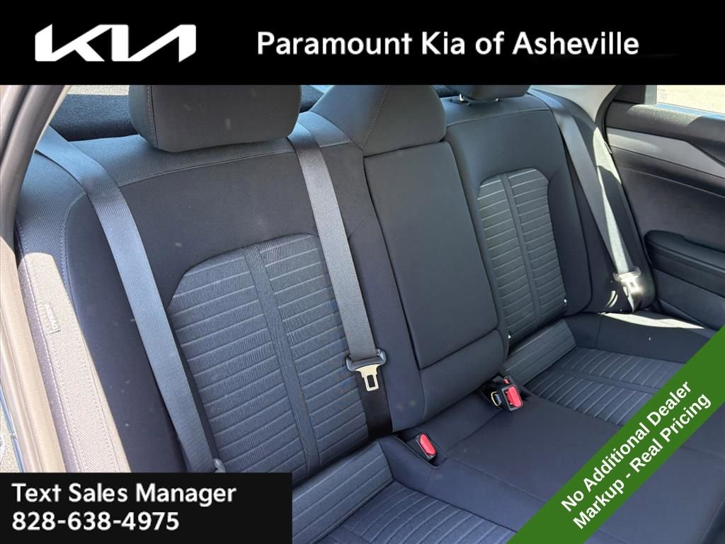 New 2026 Kia K5 LXS FWD image 21