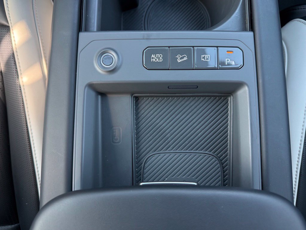 Used 2024 Kia EV9 GT-Line AWD/4WD image 25