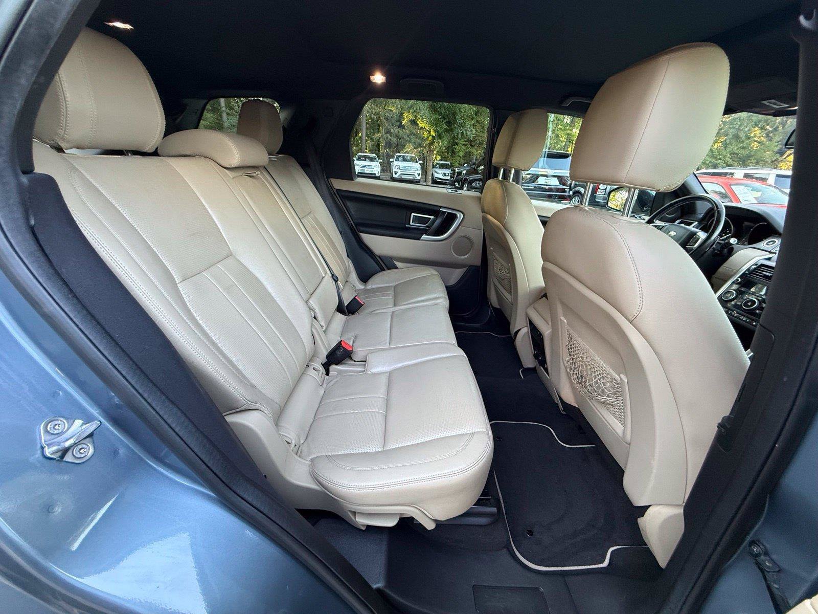 Used 2018 Land Rover Discovery Sport HSE AWD/4WD image 26