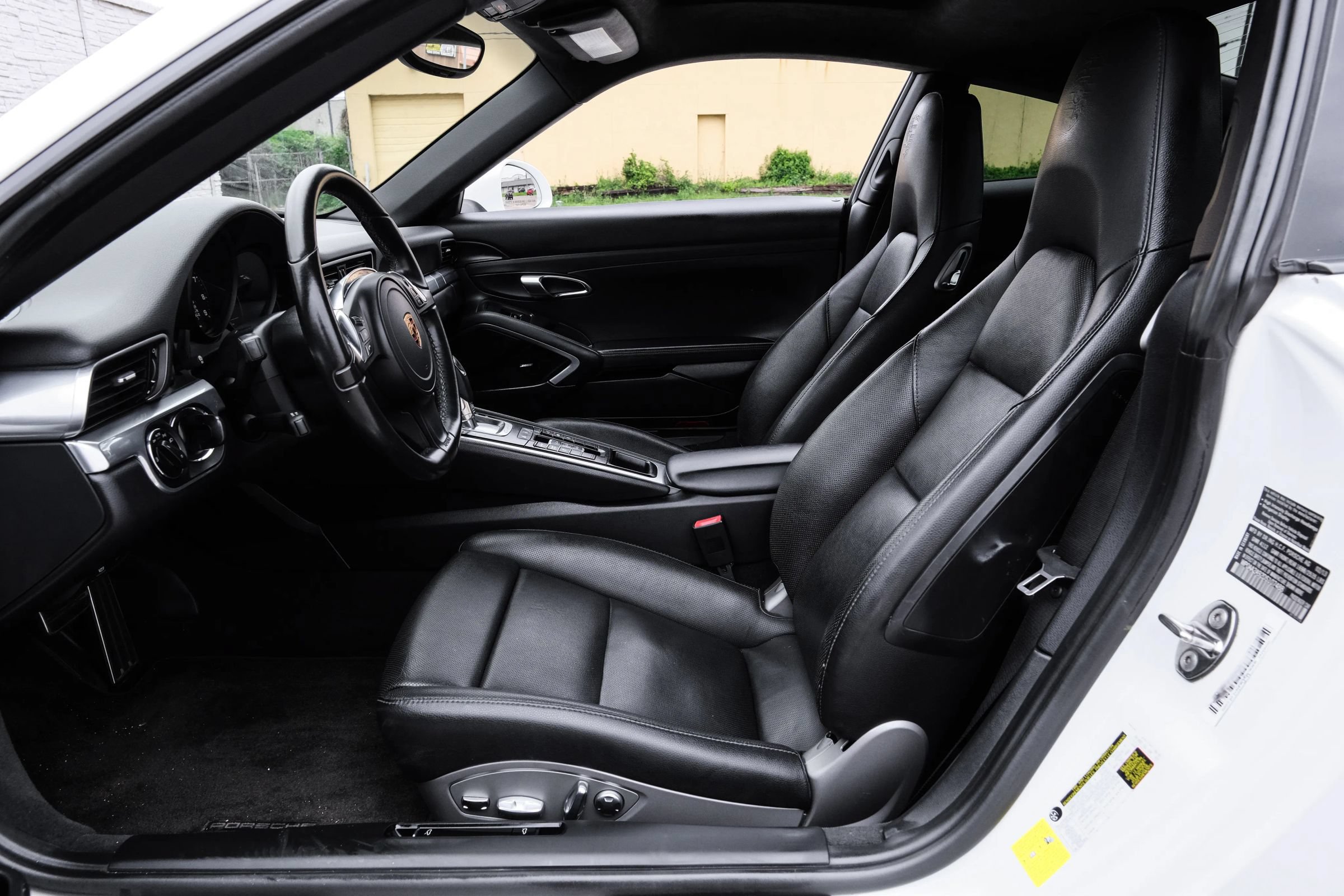 Used 2013 Porsche 911 Carrera 4 AWD/4WD image 4