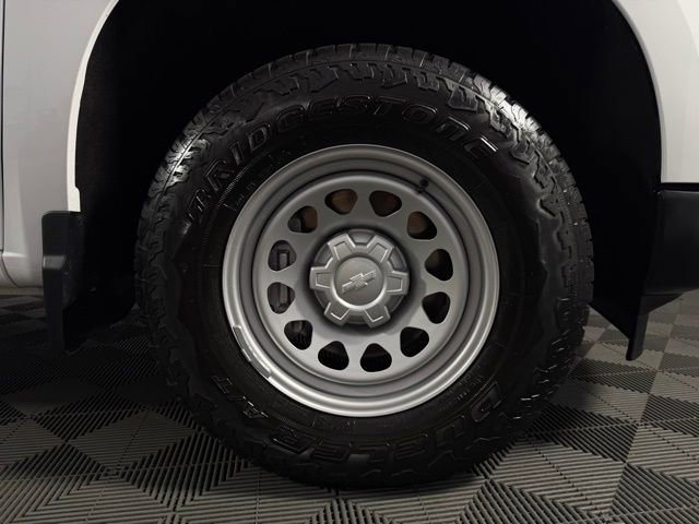 Used 2024 Chevrolet Silverado 1500 W/T RWD image 34