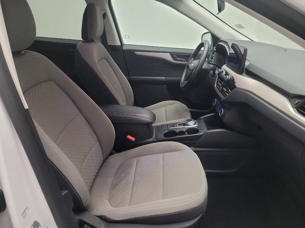 Used 2022 Ford Escape SE w/ SE Sport Appearance Package image 21