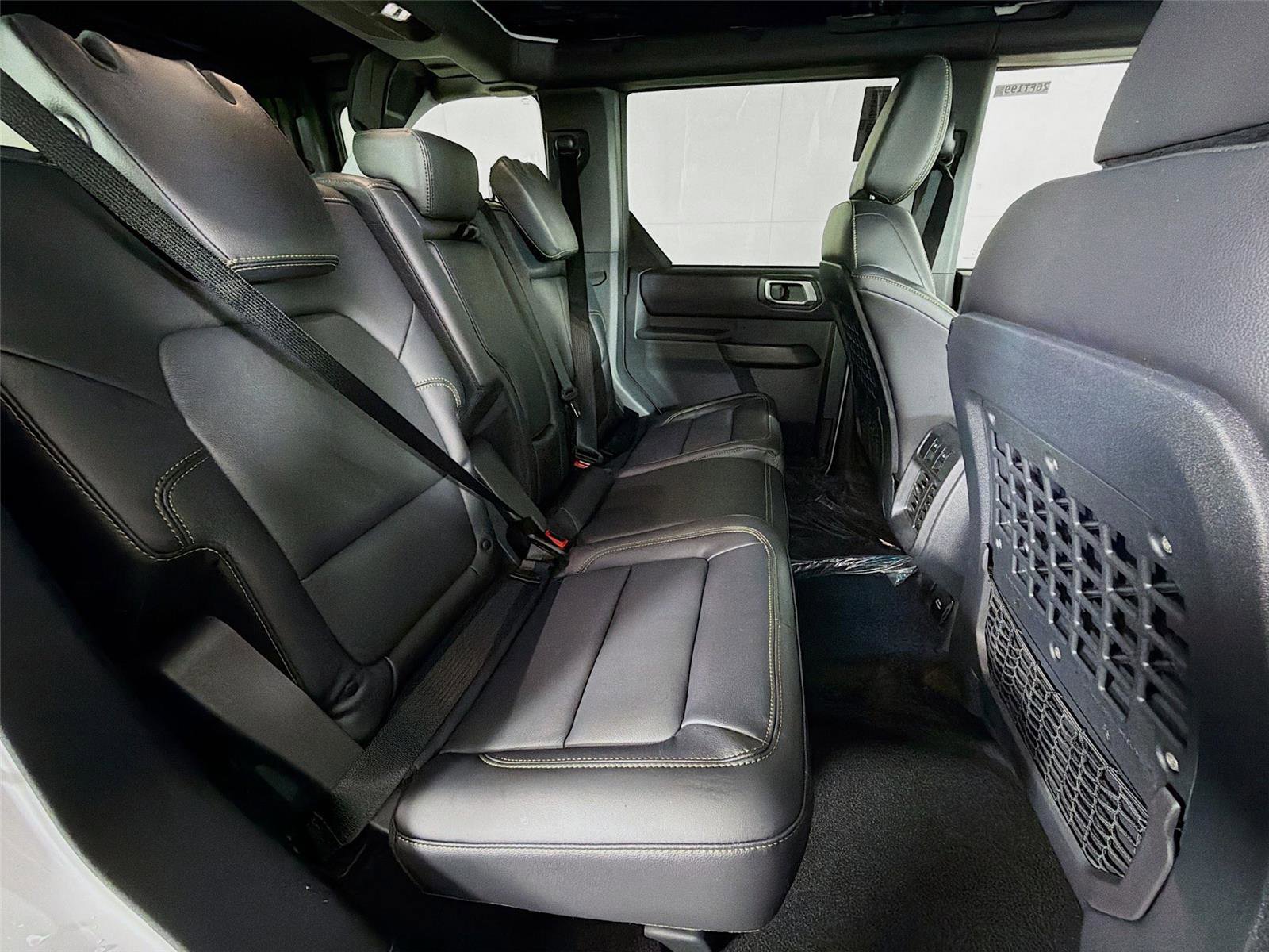 New 2026 Ford Bronco Badlands w/ Sasquatch Package image 27