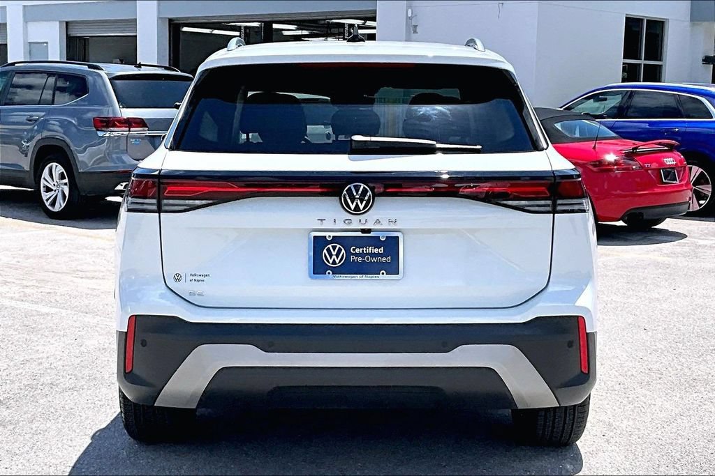 Certified 2026 Volkswagen Tiguan SE w/ Panoramic Sunroof Package FWD image 6