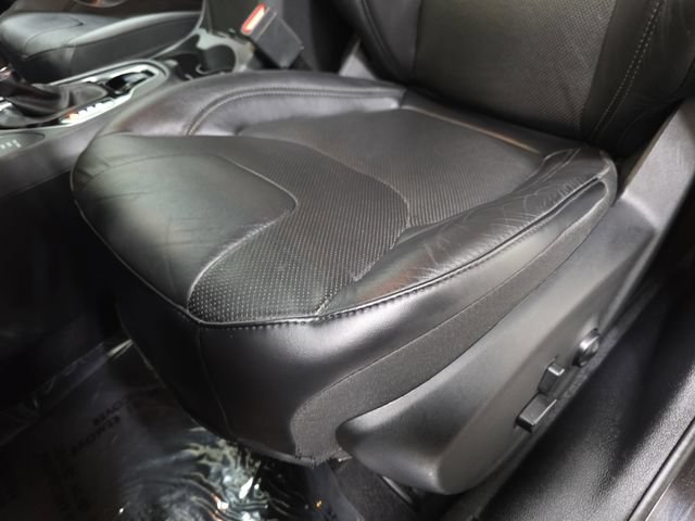 Used 2021 Jeep Cherokee Limited AWD/4WD image 27