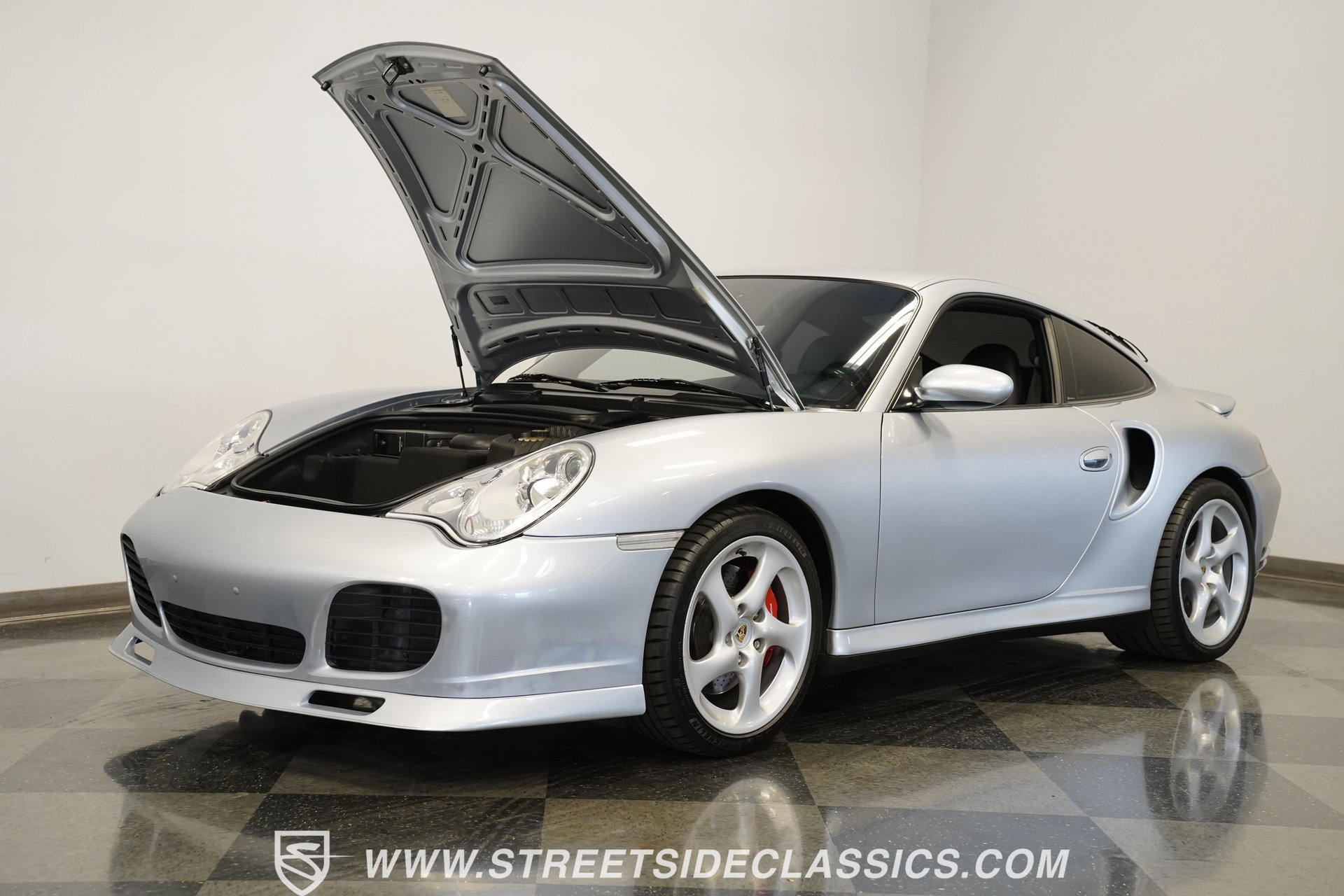 Used 2002 Porsche 911 Turbo image 32