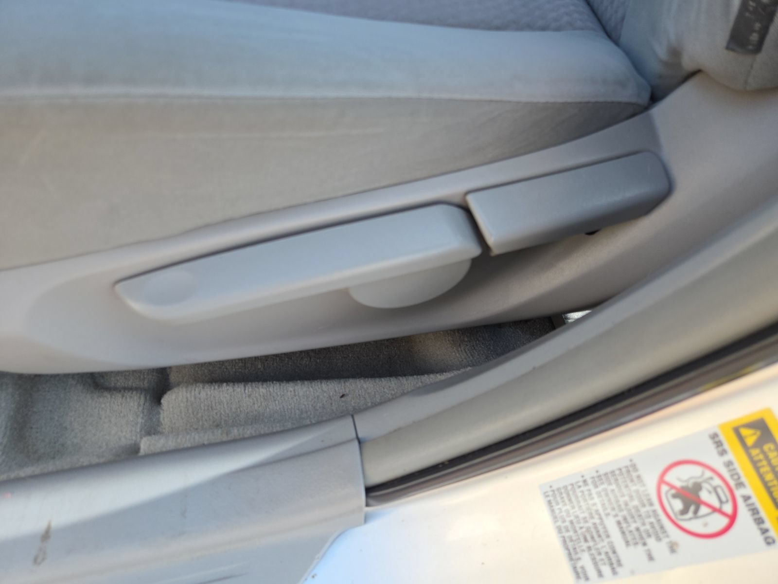 Used 2010 Toyota Camry FWD image 17