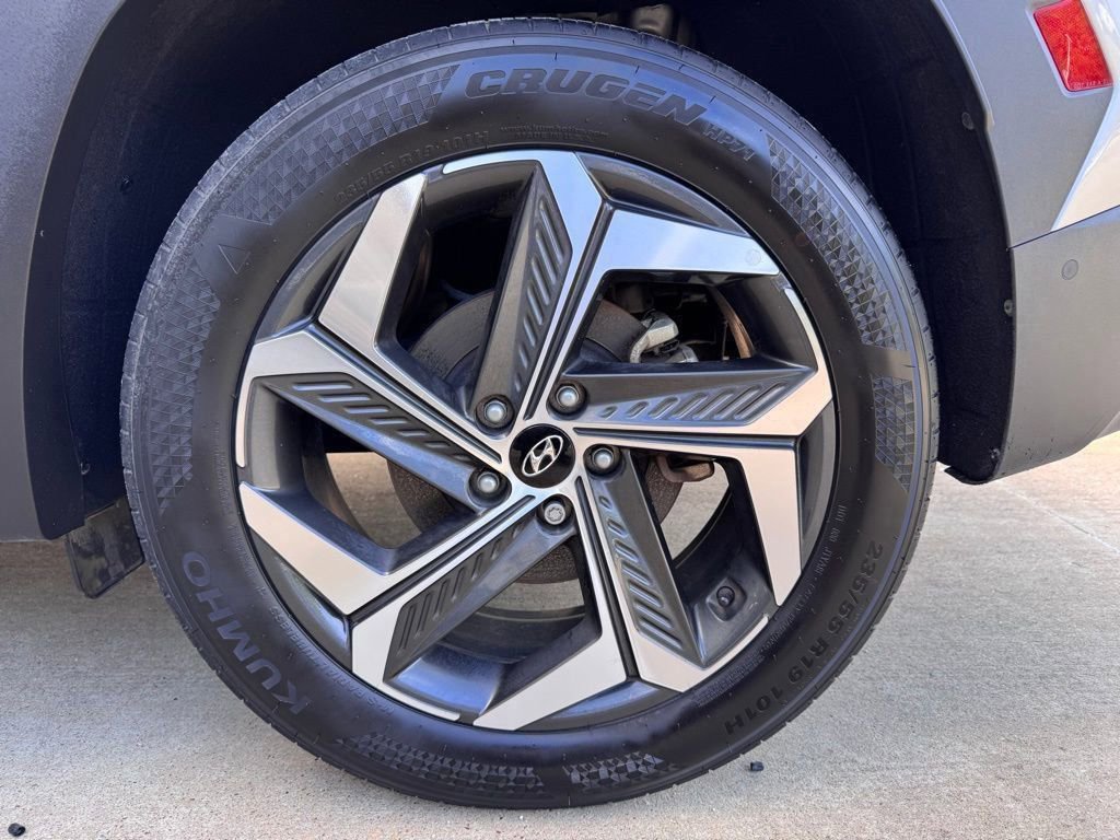 Used 2023 Hyundai Tucson Limited image 25