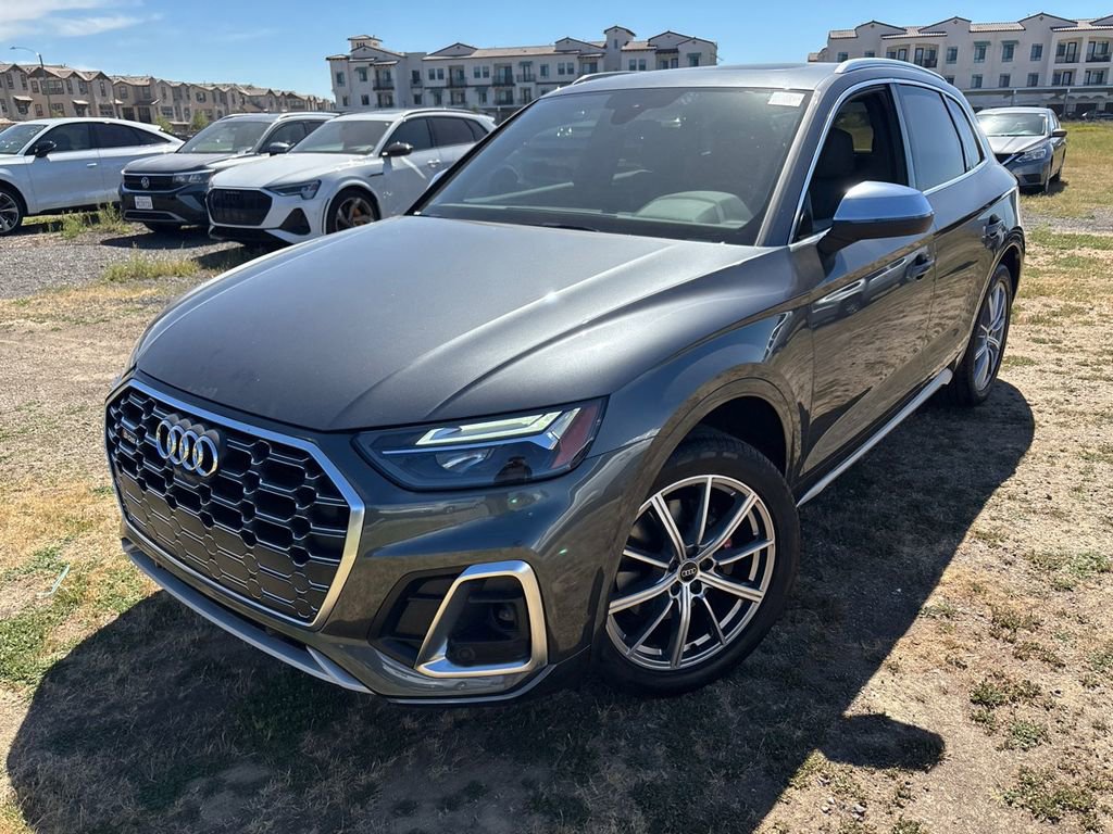 Used 2023 Audi SQ5 Premium Plus w/ Premium Plus Package image 3