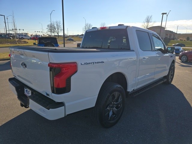 Used 2024 Ford F150 Lightning Flash image 5