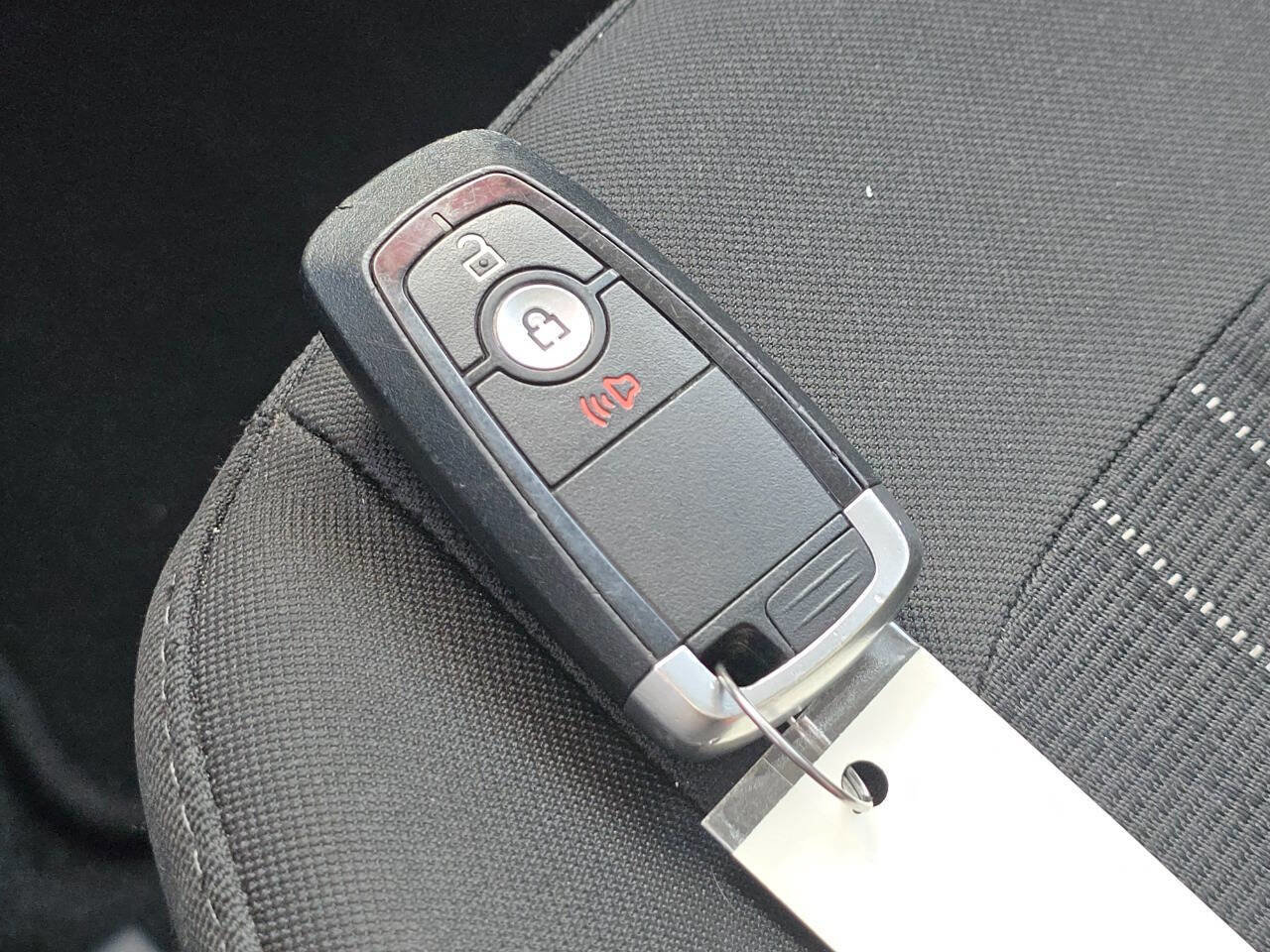 Used 2018 Ford EcoSport SE image 31