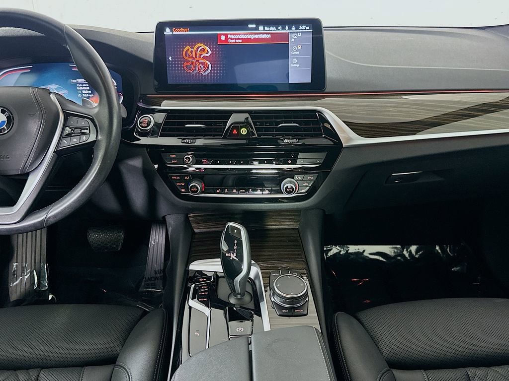 Used 2023 BMW 540i w/ Premium Package image 18